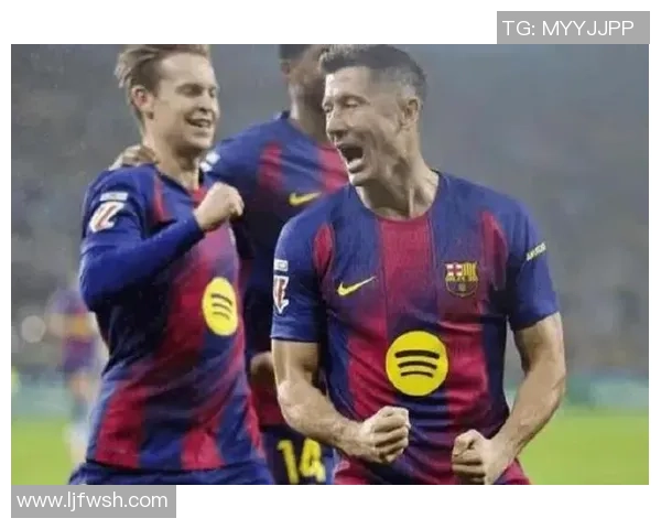 走进足球顶级球星的奢华日常与背后鲜为人知的真实人生故事